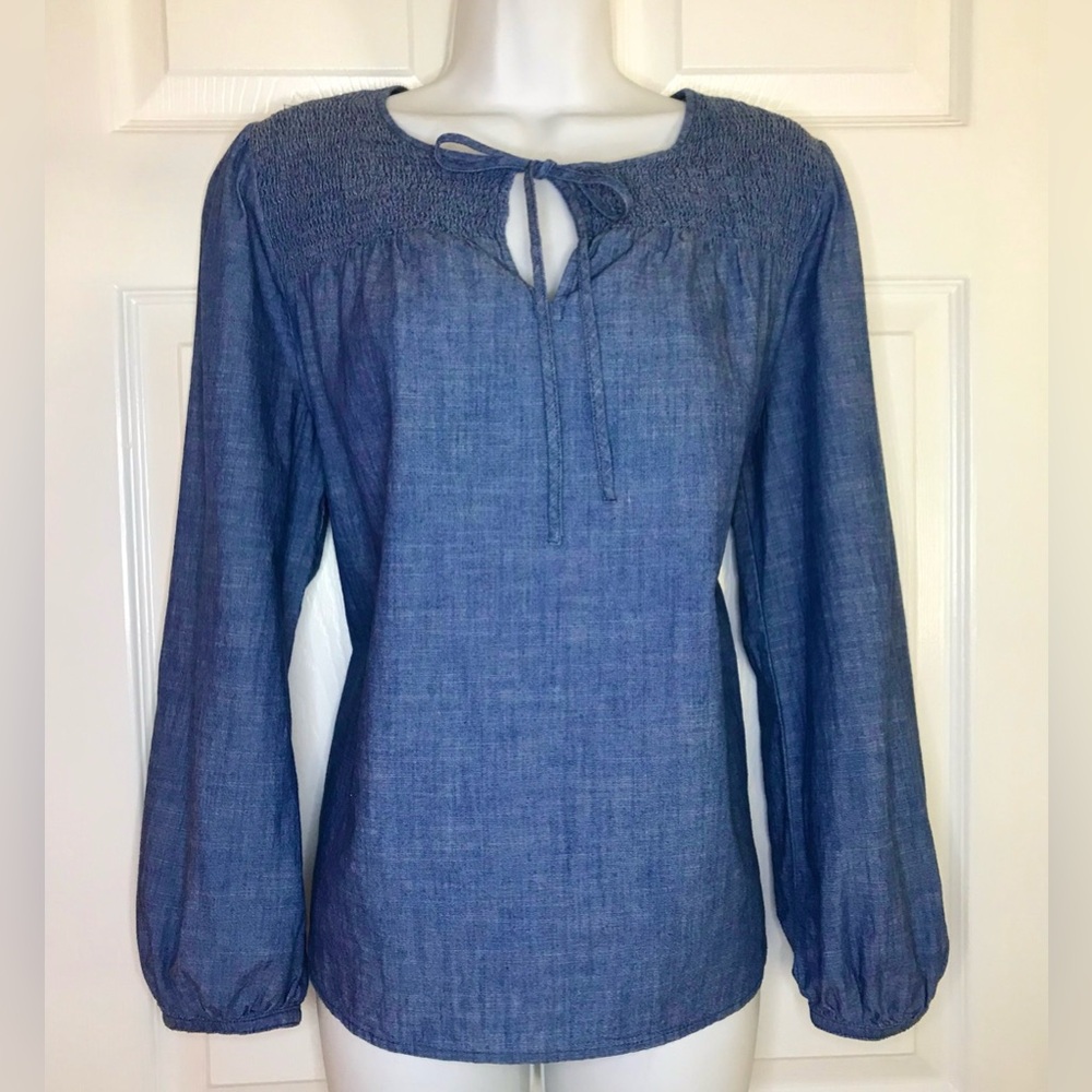 J. Crew Women’s Chambray Cotton Peasant Blouse w Tie Neck & Smocked Detail M